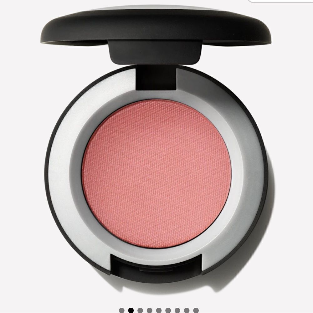 Mac eyeshadow 